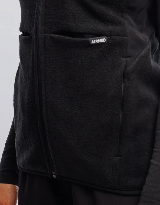 essential-fleece-vest-black