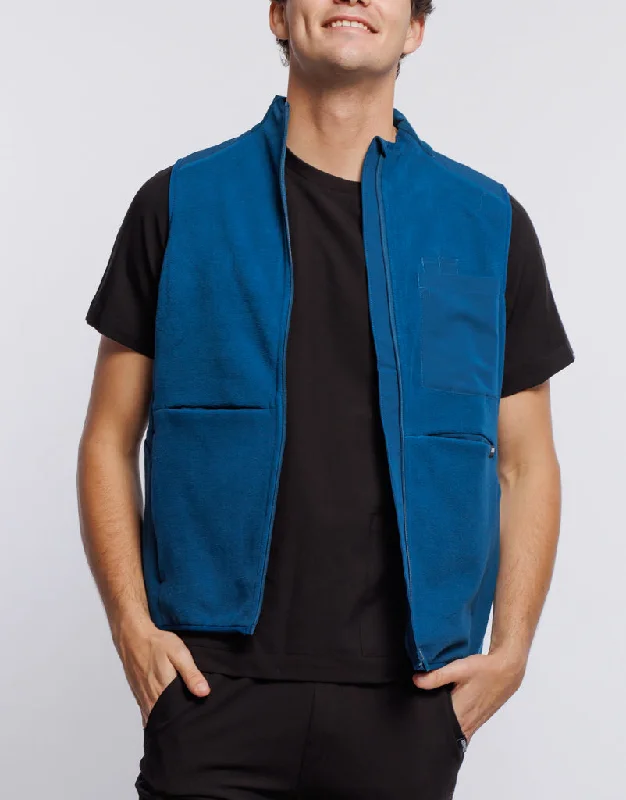 essential-fleece-vest-gibraltar-blue