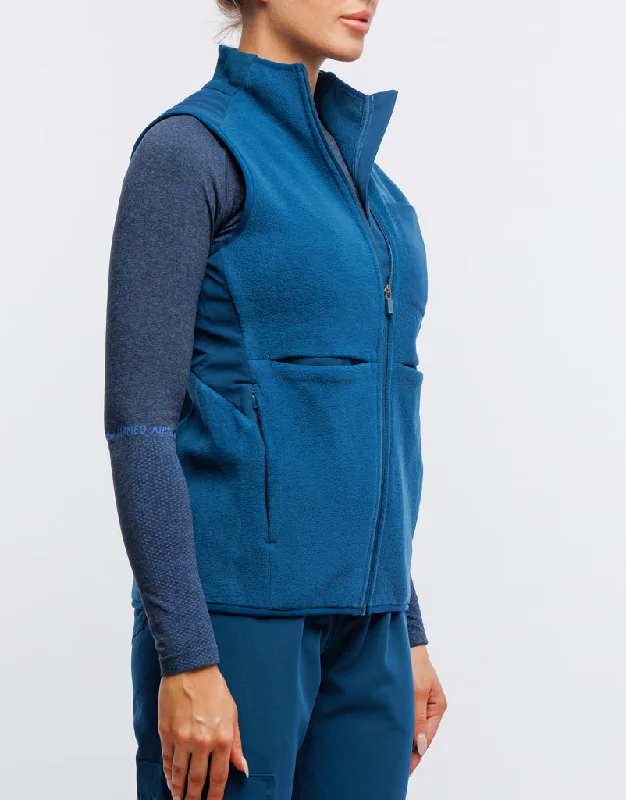 essential-fleece-vest-gibraltar-blue