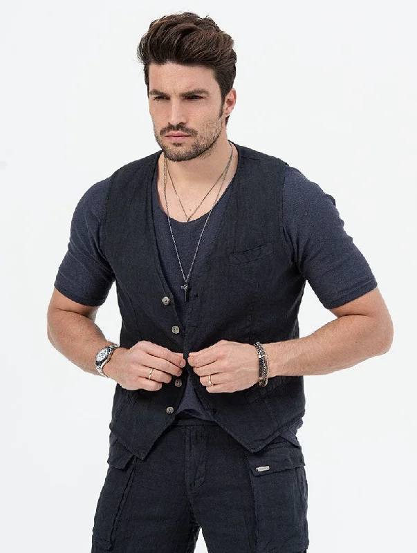 sawyer-vest-in-dark-blue