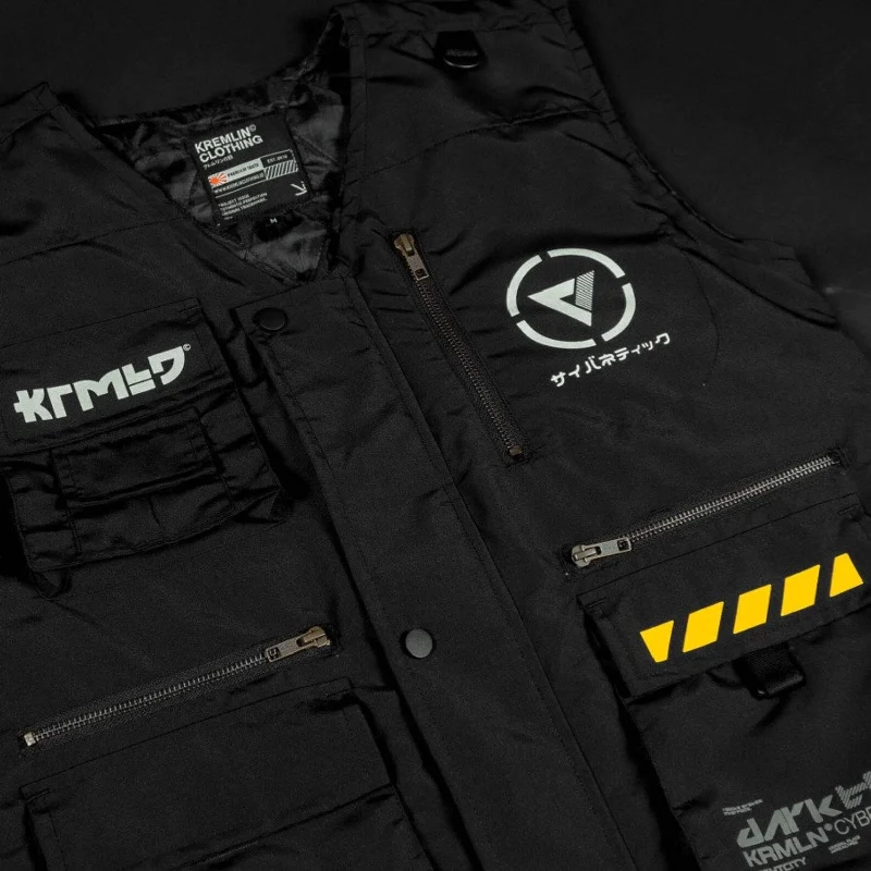 tech-wear-vest