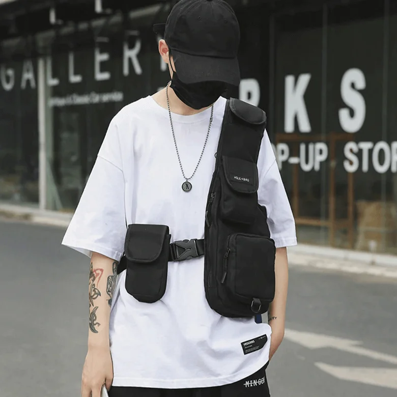 techwear-half-vest