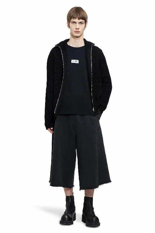 man-mm6-maison-margiela-clothing-knitwear-sh0am0028m13039-900