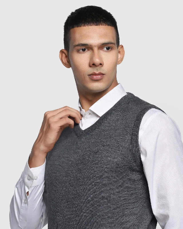 solid-v-neck-sweater-in-charcoal-xavior