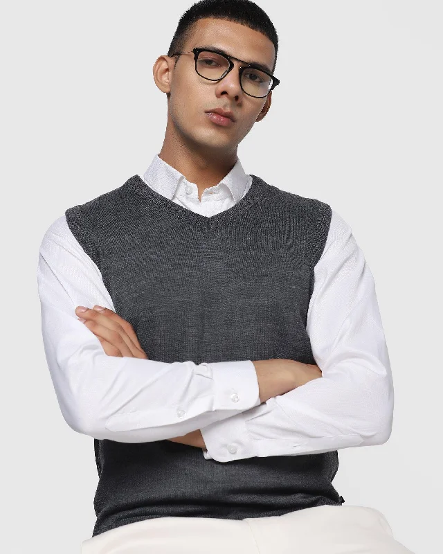 solid-v-neck-sweater-in-charcoal-xavior