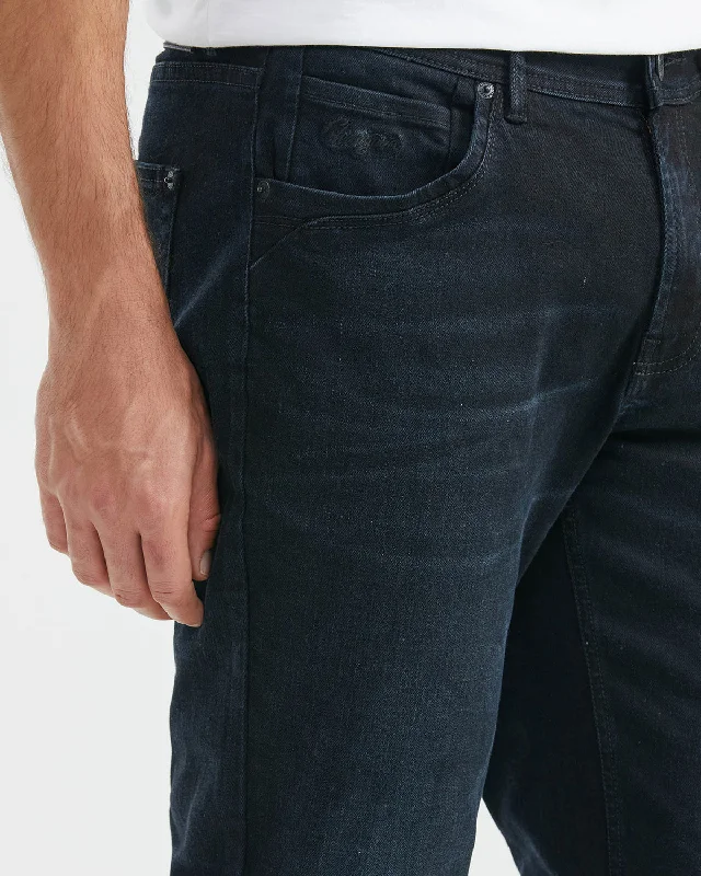 STRAIGHT FIT MID-RISE DARK JEANS IN ULTRA DARK WASH