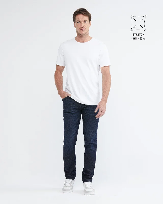 STRAIGHT FIT MID-RISE JEANS IN ULTRA DARK WASH