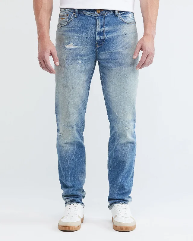 STRAIGHT FIT MID-RISE JEANS IN LIGHT WASH