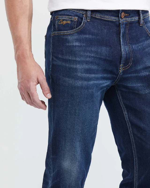 STRAIGHT FIT MID-RISE JEANS IN ULTRA DARK WASH