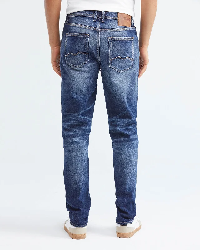 STRAIGHT FIT MID-RISE JEANS IN DARK WASH