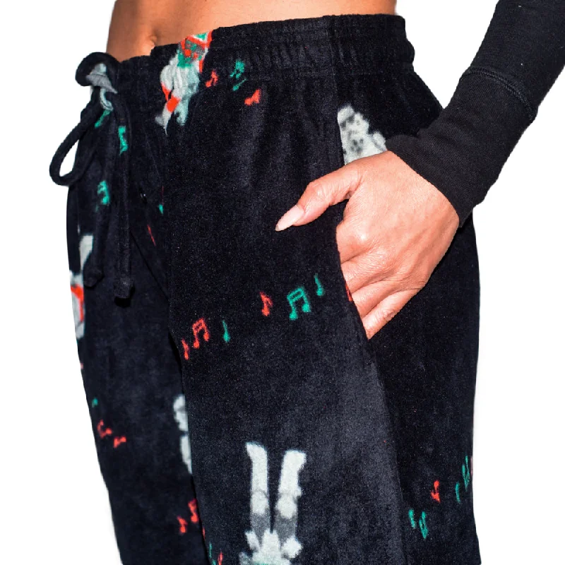 star-wars-holiday-fun-the-mandalorian-christmas-lounge-pants