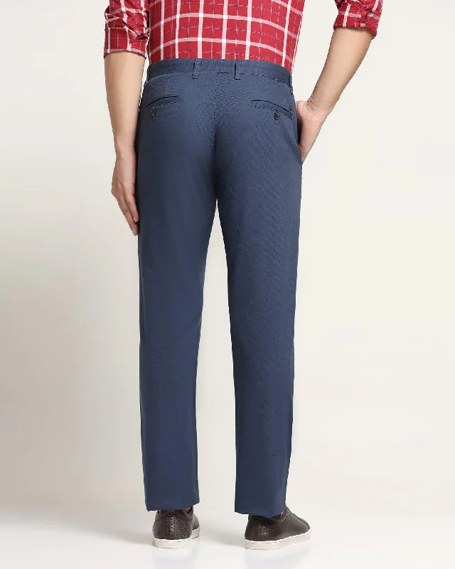 textured-casual-khakis-in-navy-b-95-cratus