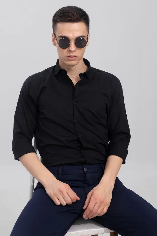 Minimal Stripe Black Shirt